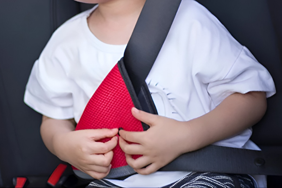 kid’s seat belt adjuster for improved comfort
